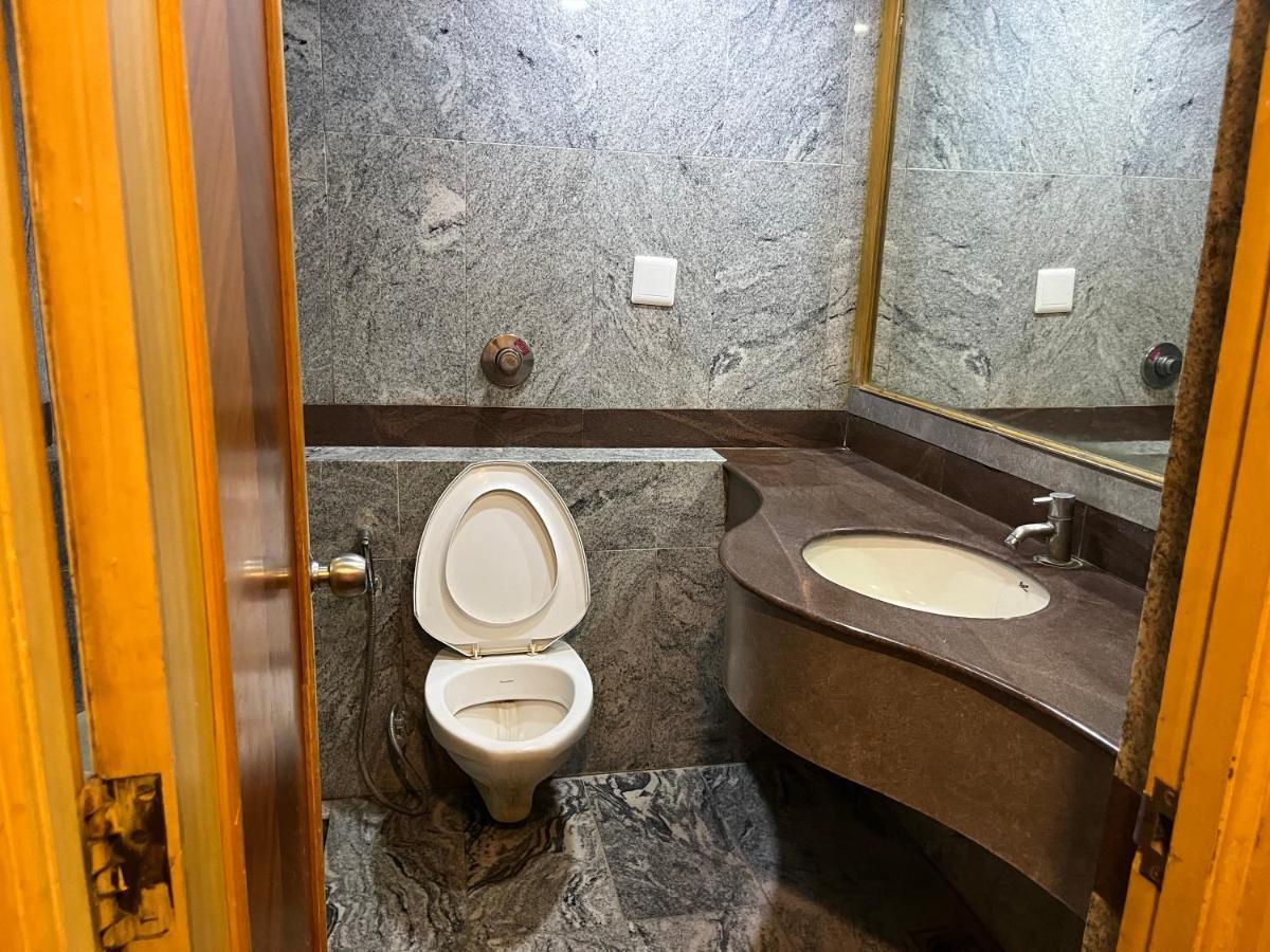 Asr Guesthouse ティルパティ エクステリア 写真
